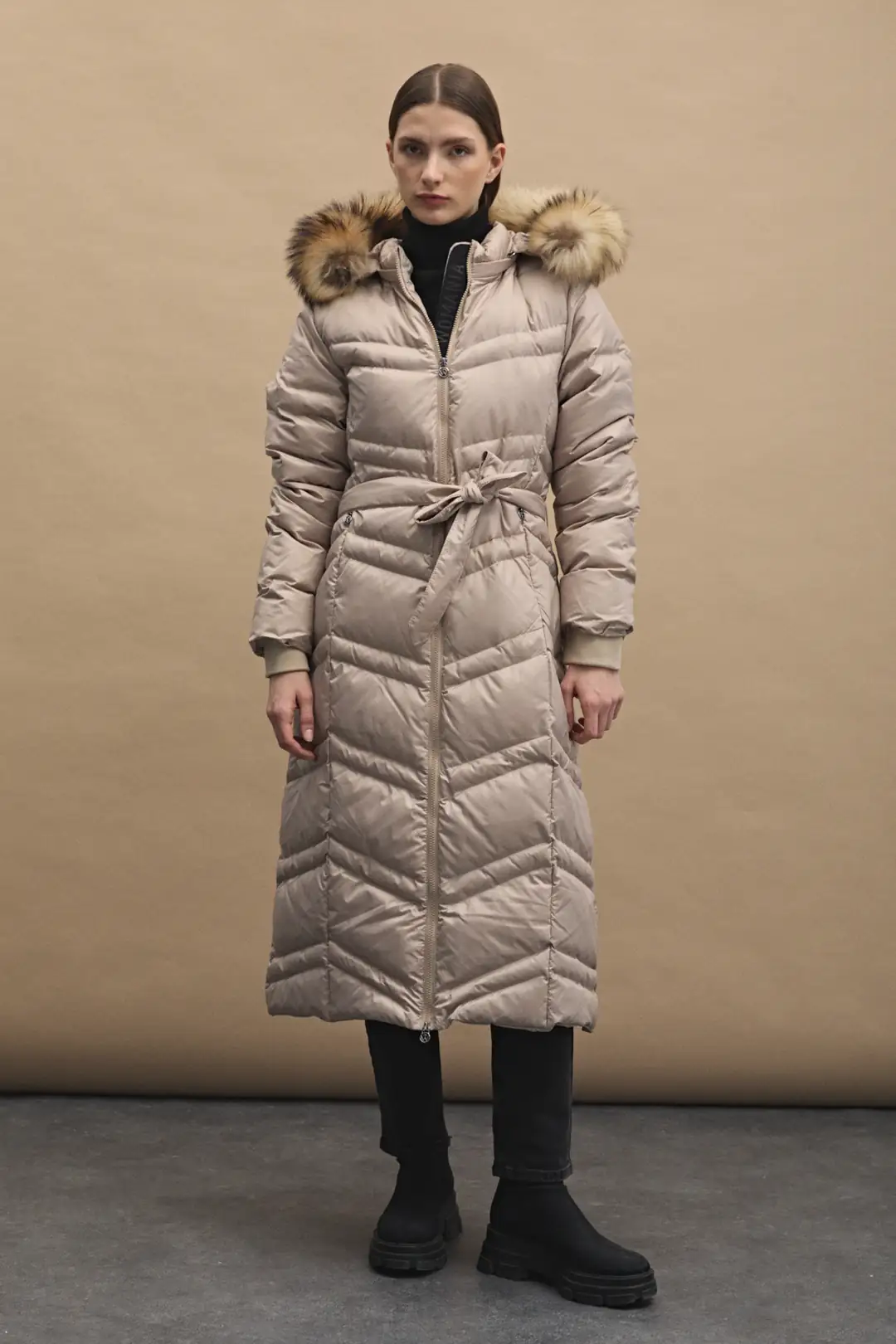 Womania-Mont-Roma Naturel Kürklü Puffer Mont - Bej